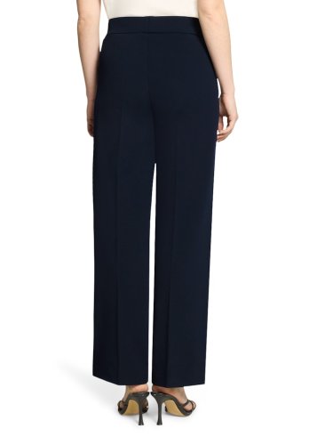 Vera Mont Hose