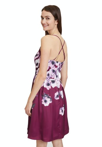 Vera Mont Kleid Kurz Ohne Arm