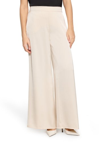 Vera Mont Hose