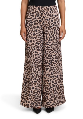 Vera Mont Hose