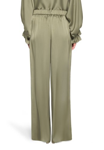 Vera Mont Hose