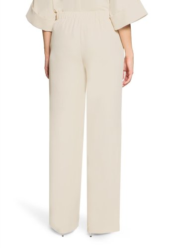 Vera Mont Hose