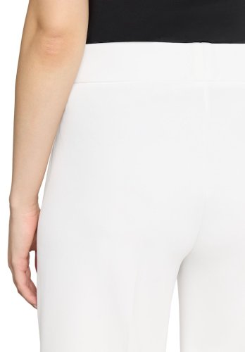 Vera Mont Hose