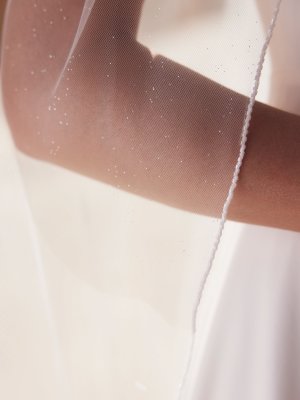 Bianco Evento, Berlin Glitzer-Tüll-Schleier Mit Glasperlenrand