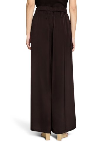 Vera Mont Hose