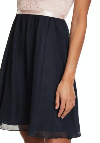 Vera Mont Kleid Kurz Ohne Arm