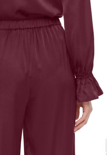 Vera Mont Hose