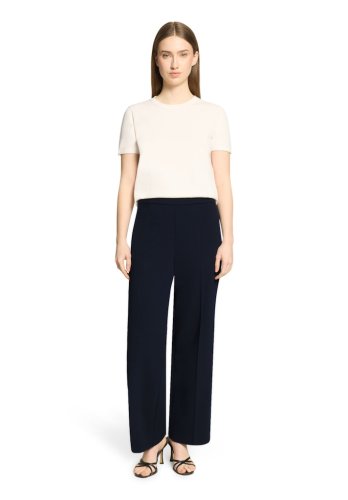 Vera Mont Hose