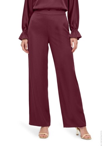Vera Mont Hose