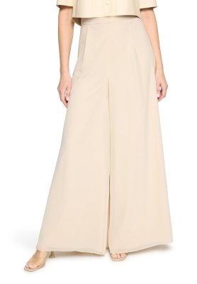 Vera Mont Hose
