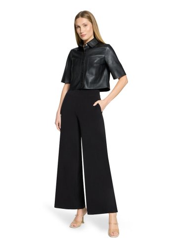Vera Mont Hose