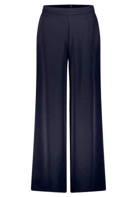 Vera Mont Hose
