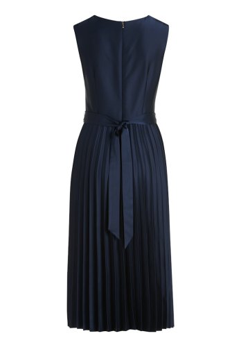 Betty & Co Kleid Lang Ohne Arm