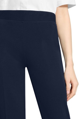 Vera Mont Hose