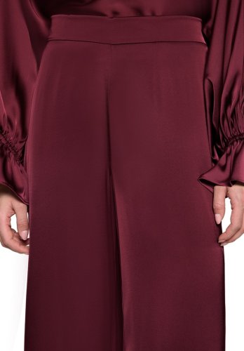 Vera Mont Hose